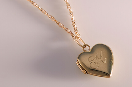 PERSONALIZED JEWELRY